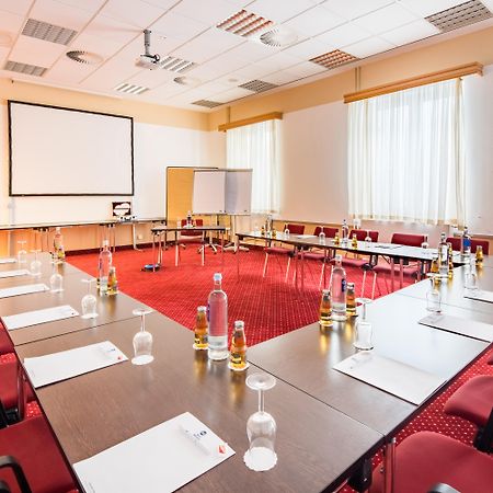 Airways Hotels Frankfurt Airport West Raunheim Extérieur photo