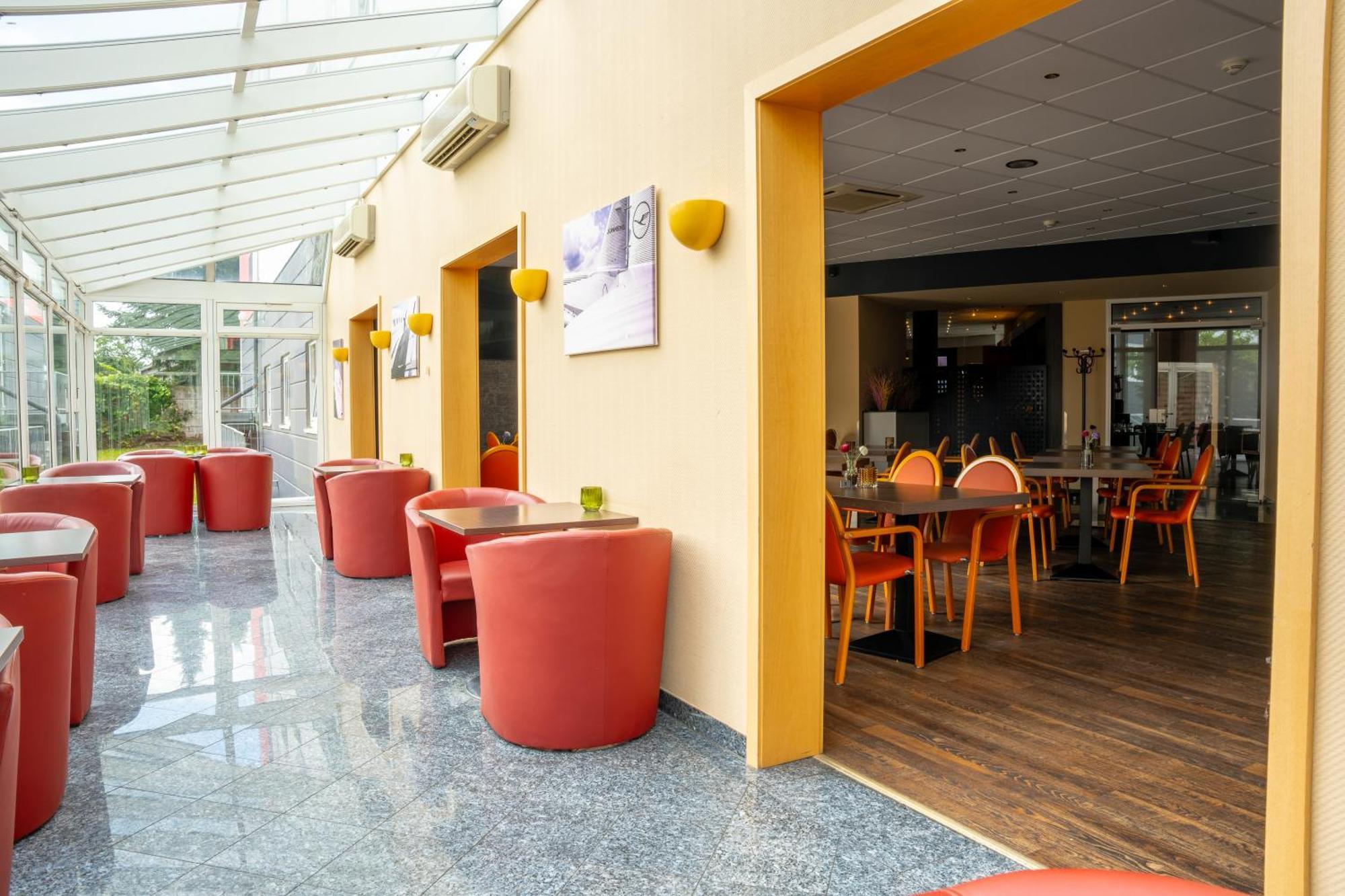 Airways Hotels Frankfurt Airport West Raunheim Extérieur photo