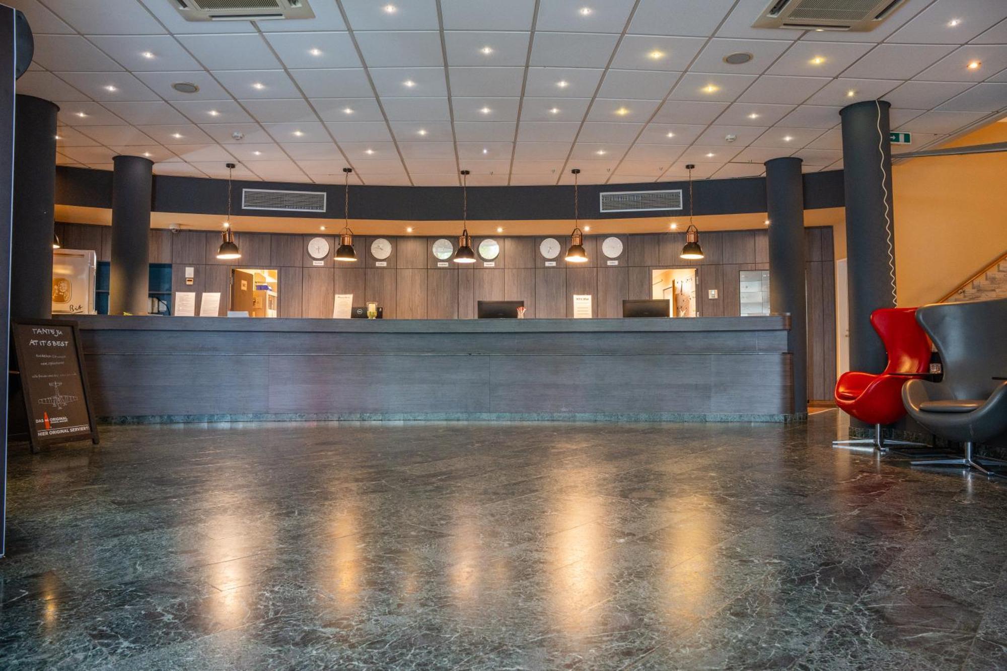 Airways Hotels Frankfurt Airport West Raunheim Extérieur photo